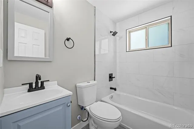 5725 W 5th Avenue Lakewood, CO 80226