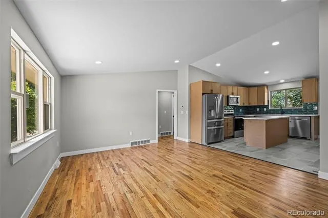 5725 W 5th Avenue Lakewood, CO 80226