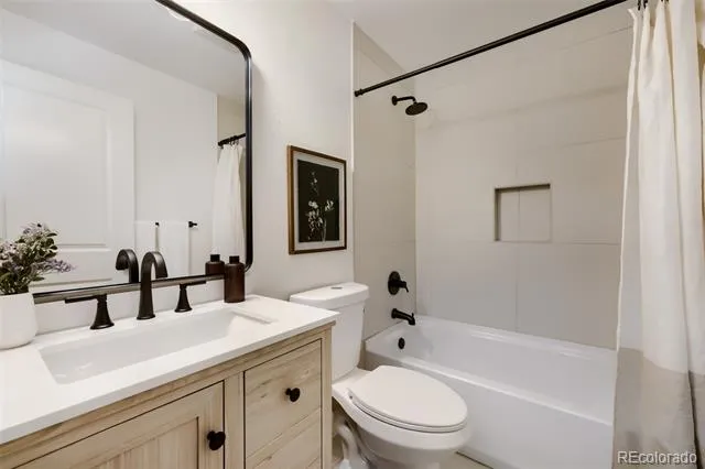 4618 Fontana Way Denver, CO 80239
