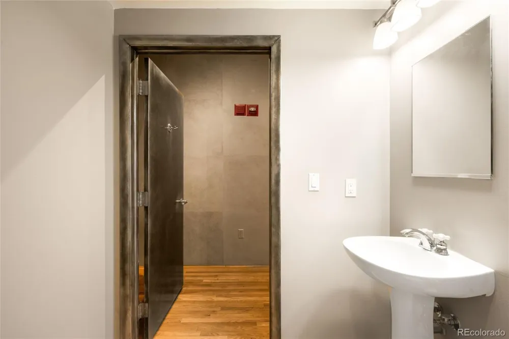 1801 Wynkoop Street #302 Denver, CO 80202