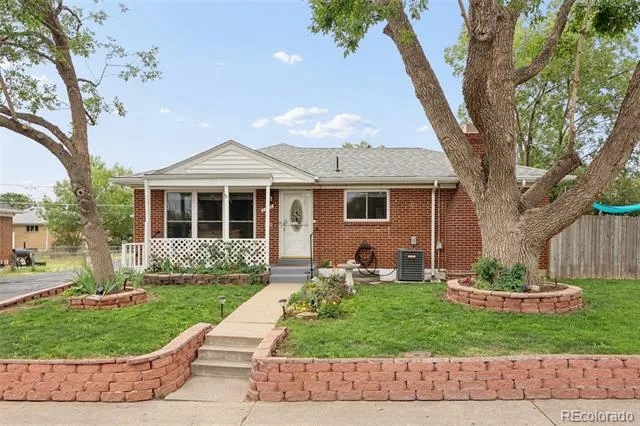 1922 Graves Court Northglenn, CO 80233