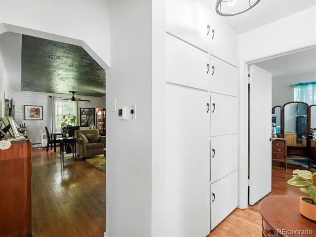 2732 W 37th Avenue Denver, CO 80211