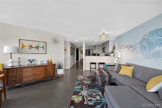 100 Park Avenue #1703 Denver, CO 80205