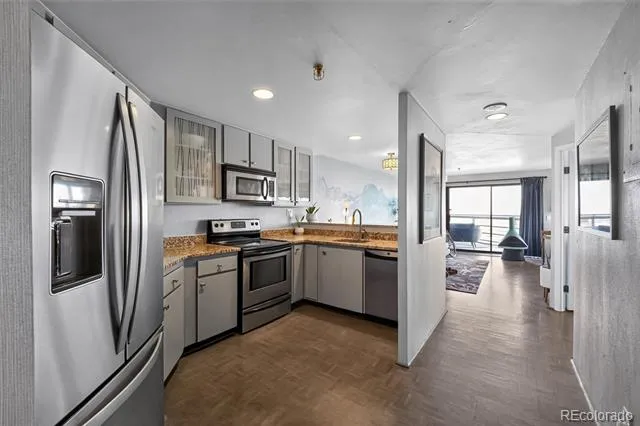 100 Park Avenue #1703 Denver, CO 80205