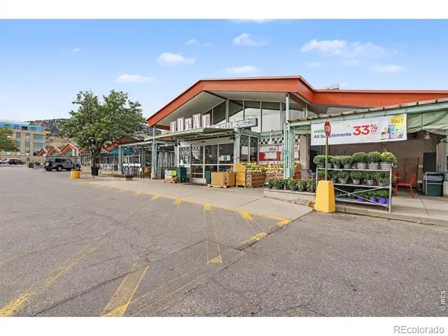 1125 Maxwell Avenue Boulder, CO 80304