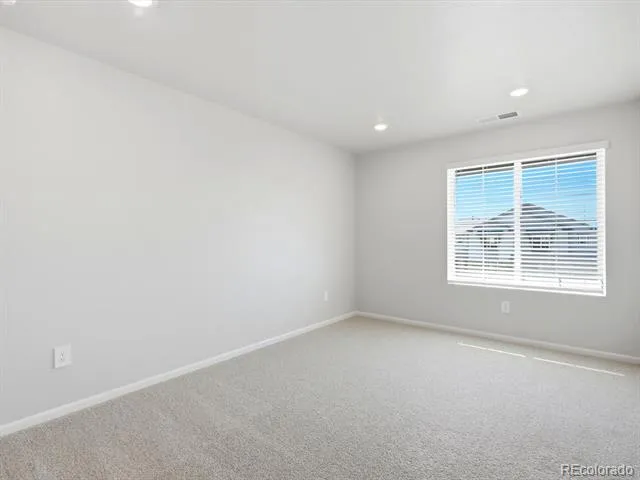 2213 E 164th Avenue Thornton, CO 80602