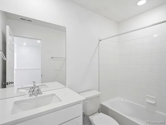 6872 Quail Avenue Firestone, CO 80504