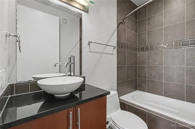 2460 W 29th Avenue #303 Denver, CO 80211