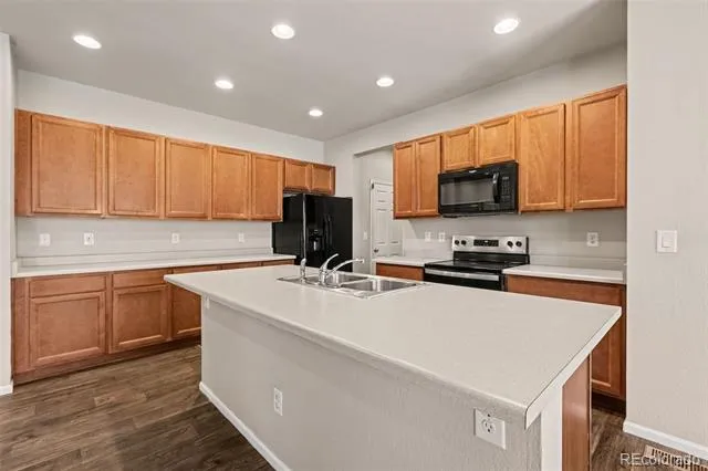 4709 Helena Street Denver, CO 80239