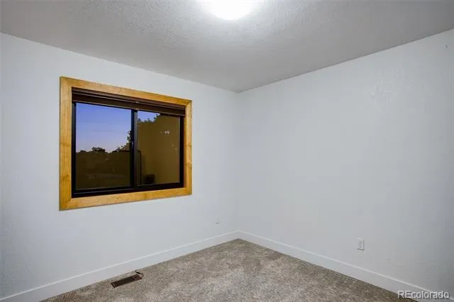 422 Hillsboro Court Fort Collins, CO 80525