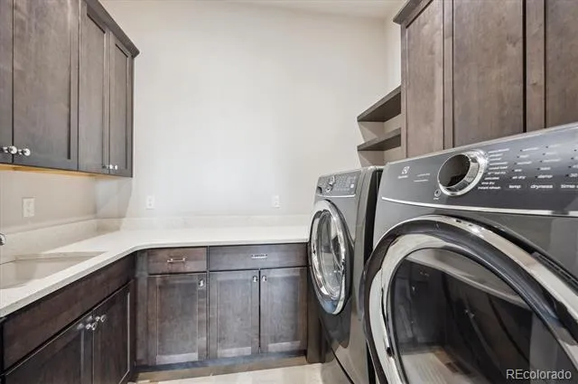 7912 Galileo Way Littleton, CO 80125