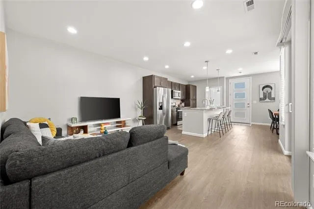 5381 E 63rd Place Commerce City, CO 80022