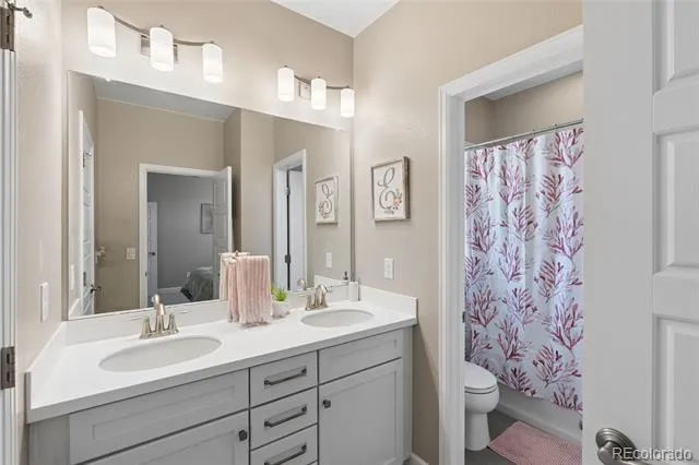 8035 S Kewaunee Street Aurora, CO 80016