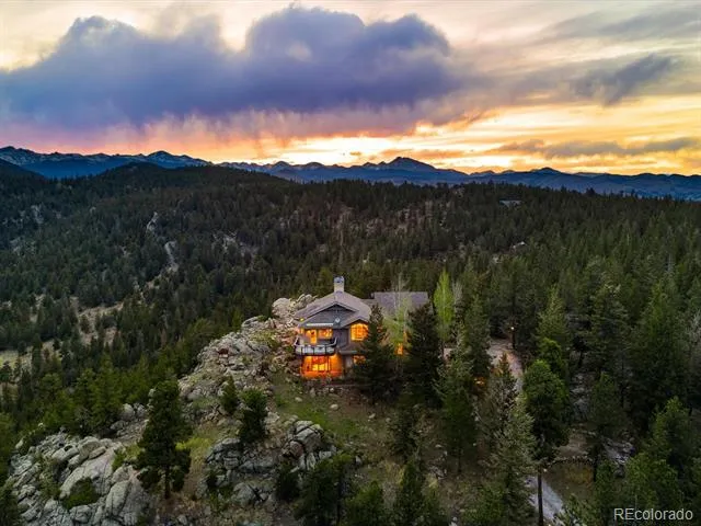 6264 Flagstaff Road Boulder, CO 80302