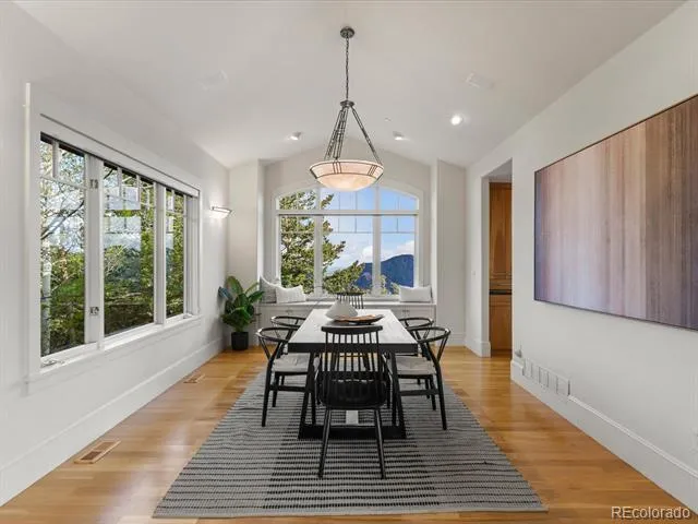 6264 Flagstaff Road Boulder, CO 80302