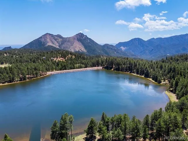 6264 Flagstaff Road Boulder, CO 80302