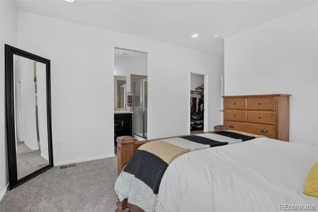 1657 S Andes Way Aurora, CO 80017