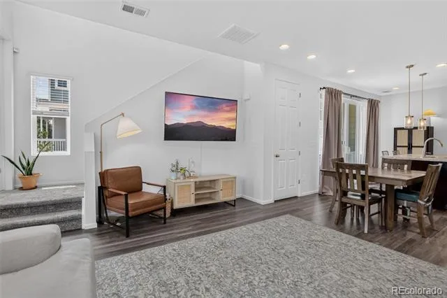 1657 S Andes Way Aurora, CO 80017