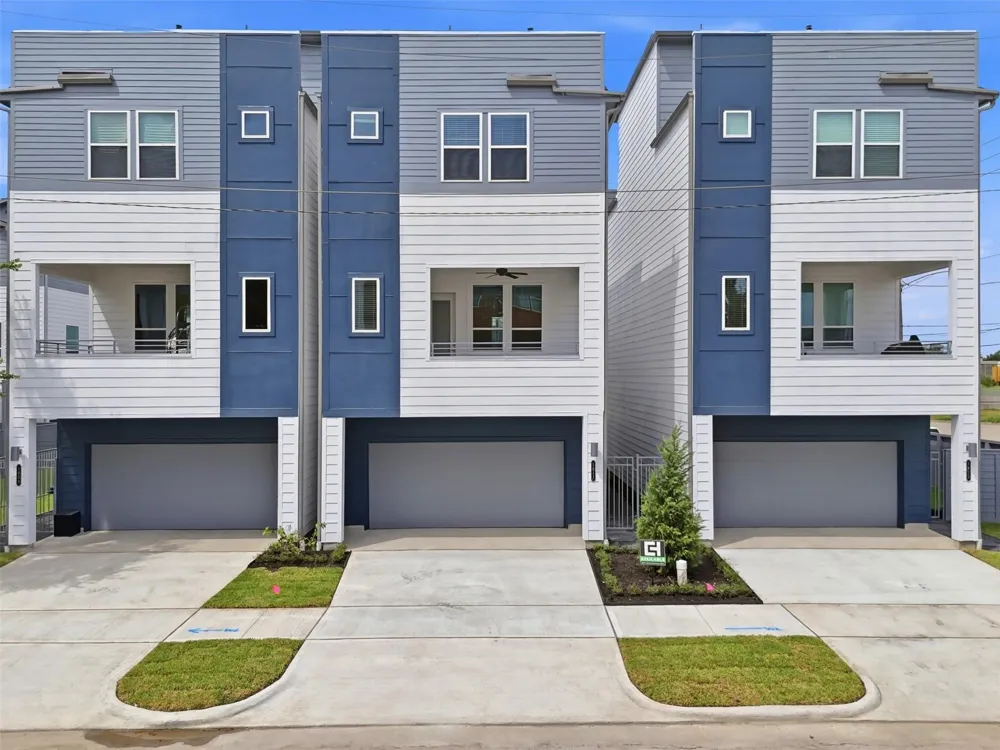 1811 Mills Street Houston, TX 77026