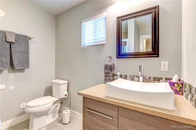 2321 S Henry Place Denver, CO 80210