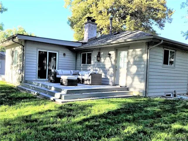 2321 S Henry Place Denver, CO 80210