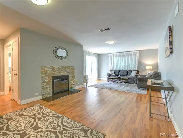 2321 S Henry Place Denver, CO 80210