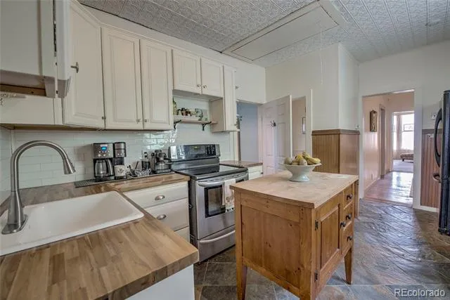 419 E 10th Street Leadville, CO 80461