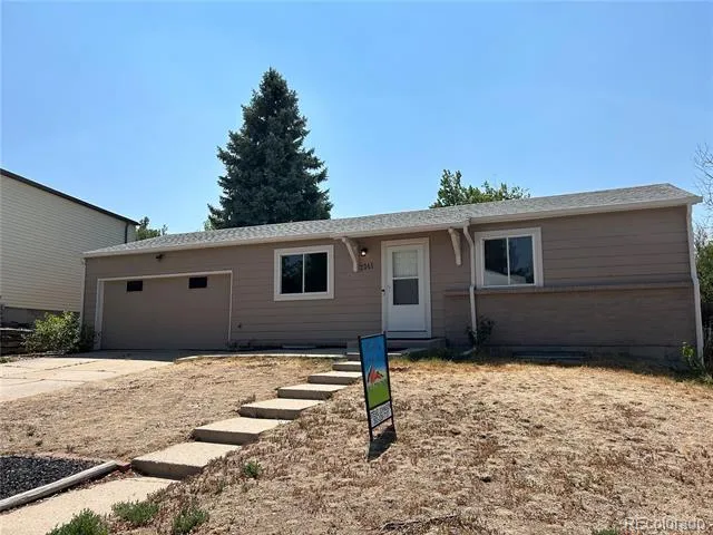 3941 S Pagosa Street Aurora, CO 80013