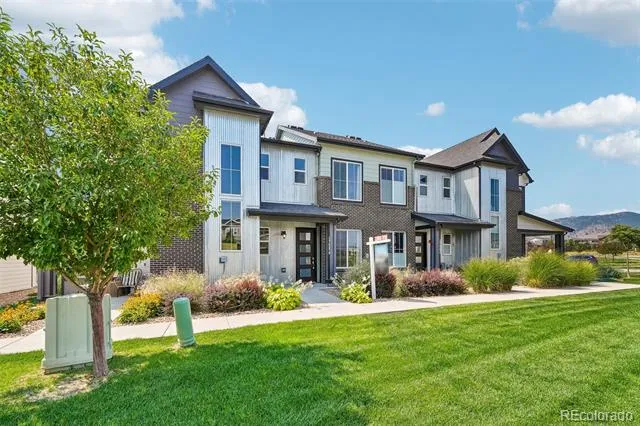 19629 W 93rd Drive #B Arvada, CO 80007