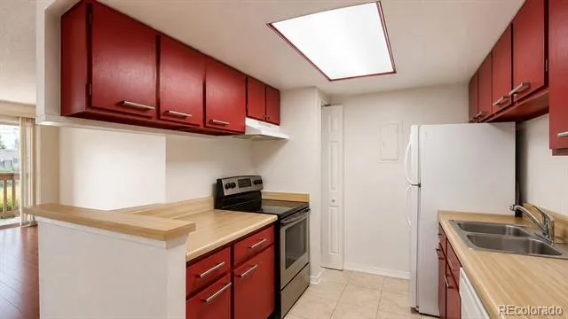 1895 S Pitkin Street #B Aurora, CO 80017