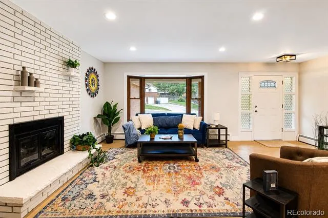 2753 S Benton Street Denver, CO 80227