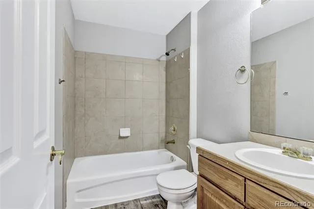 19889 E 59th Avenue Aurora, CO 80019