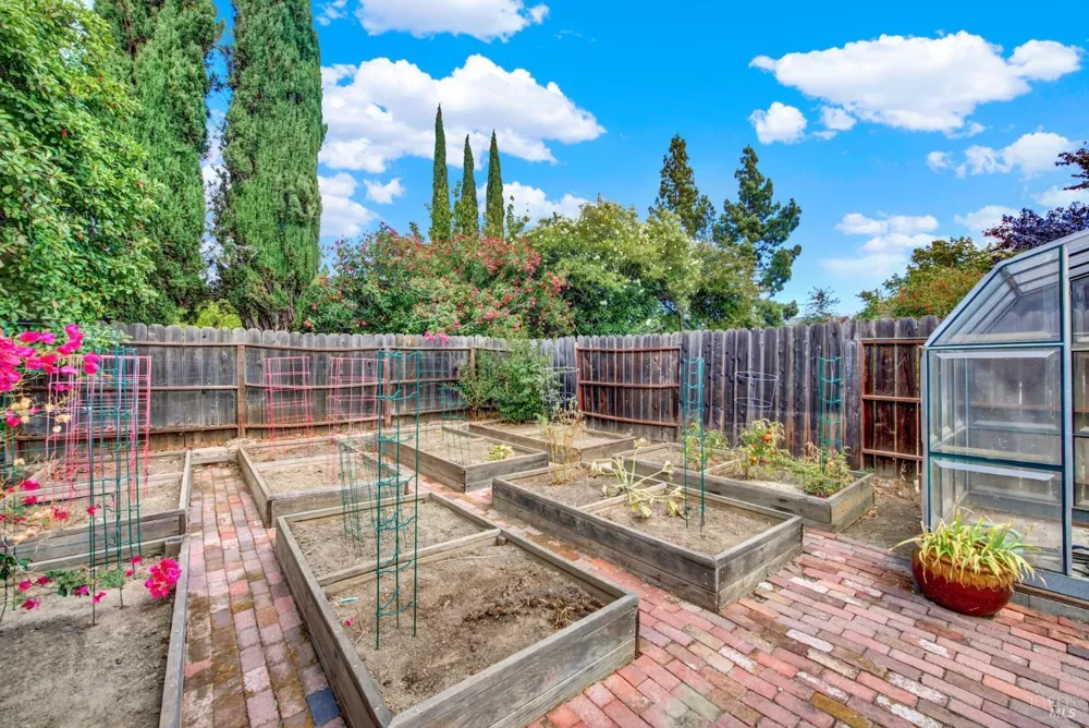 1720 Wayne Court Fairfield, CA 94534