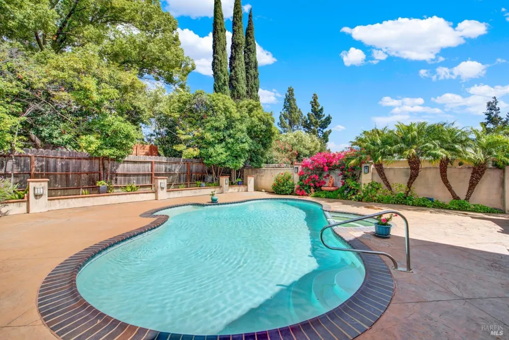 1720 Wayne Court Fairfield, CA 94534