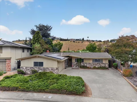 130 Palomar Lane