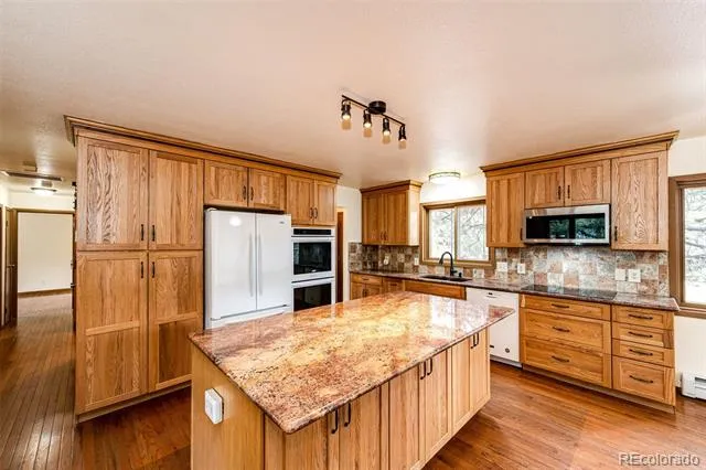 33802 Meadowlark Drive Elizabeth, CO 80107