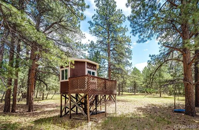 33802 Meadowlark Drive Elizabeth, CO 80107
