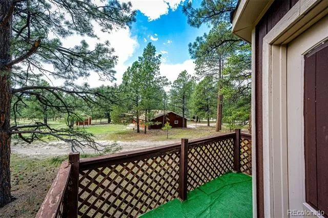 33802 Meadowlark Drive Elizabeth, CO 80107