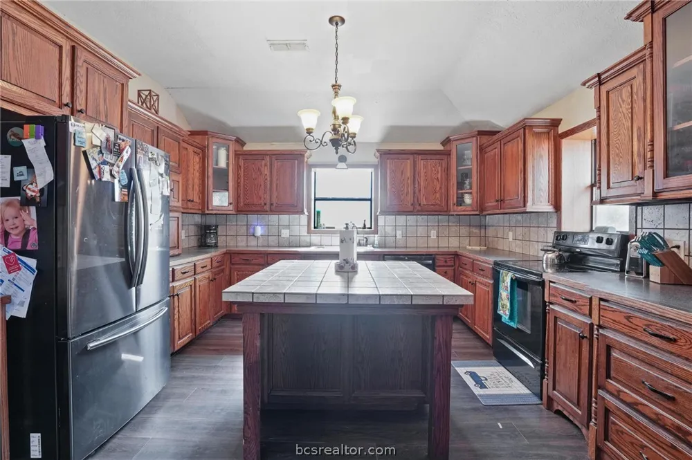 3861 State Highway 75 S Centerville, TX 75833