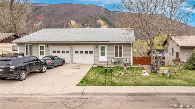 1525 Bennett Avenue Glenwood Springs, CO 81601