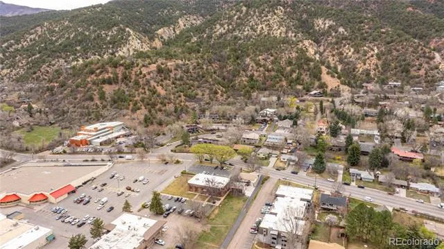 1525 Bennett Avenue Glenwood Springs, CO 81601