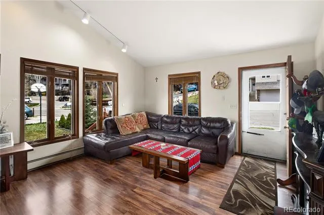 1525 Bennett Avenue Glenwood Springs, CO 81601