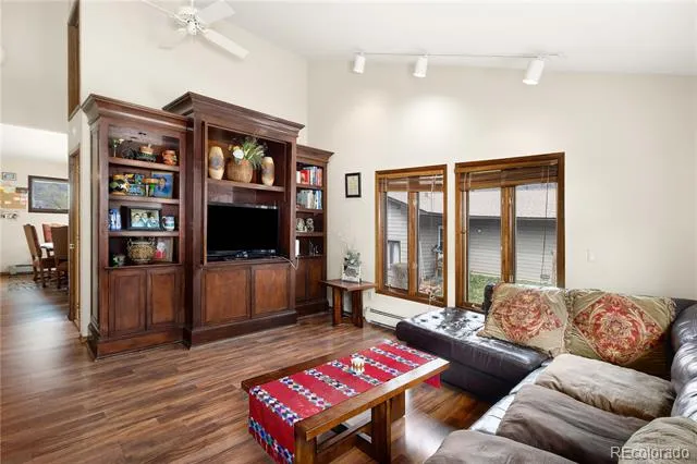 1525 Bennett Avenue Glenwood Springs, CO 81601