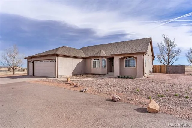 1408 E Kiva Drive Pueblo, CO 81007