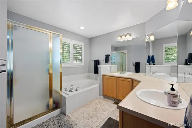4124 E Hinsdale Circle Centennial, CO 80122
