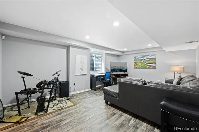4124 E Hinsdale Circle Centennial, CO 80122