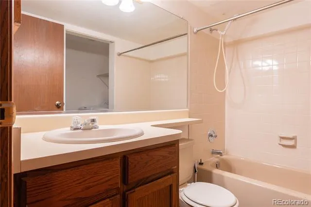 901 S Zeno Way #102 Aurora, CO 80017