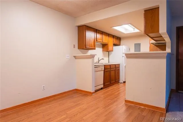 901 S Zeno Way #102 Aurora, CO 80017