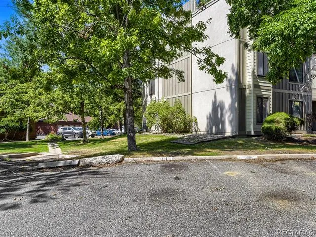 2525 S Dayton Way #2308 Denver, CO 80231