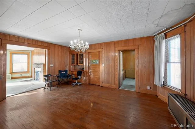 107 S 4th Avenue Brighton, CO 80601